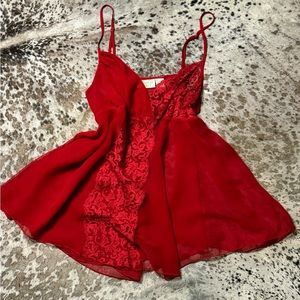 Vint Vintage Victoria’s Secret babydoll top. In GREAT condition.